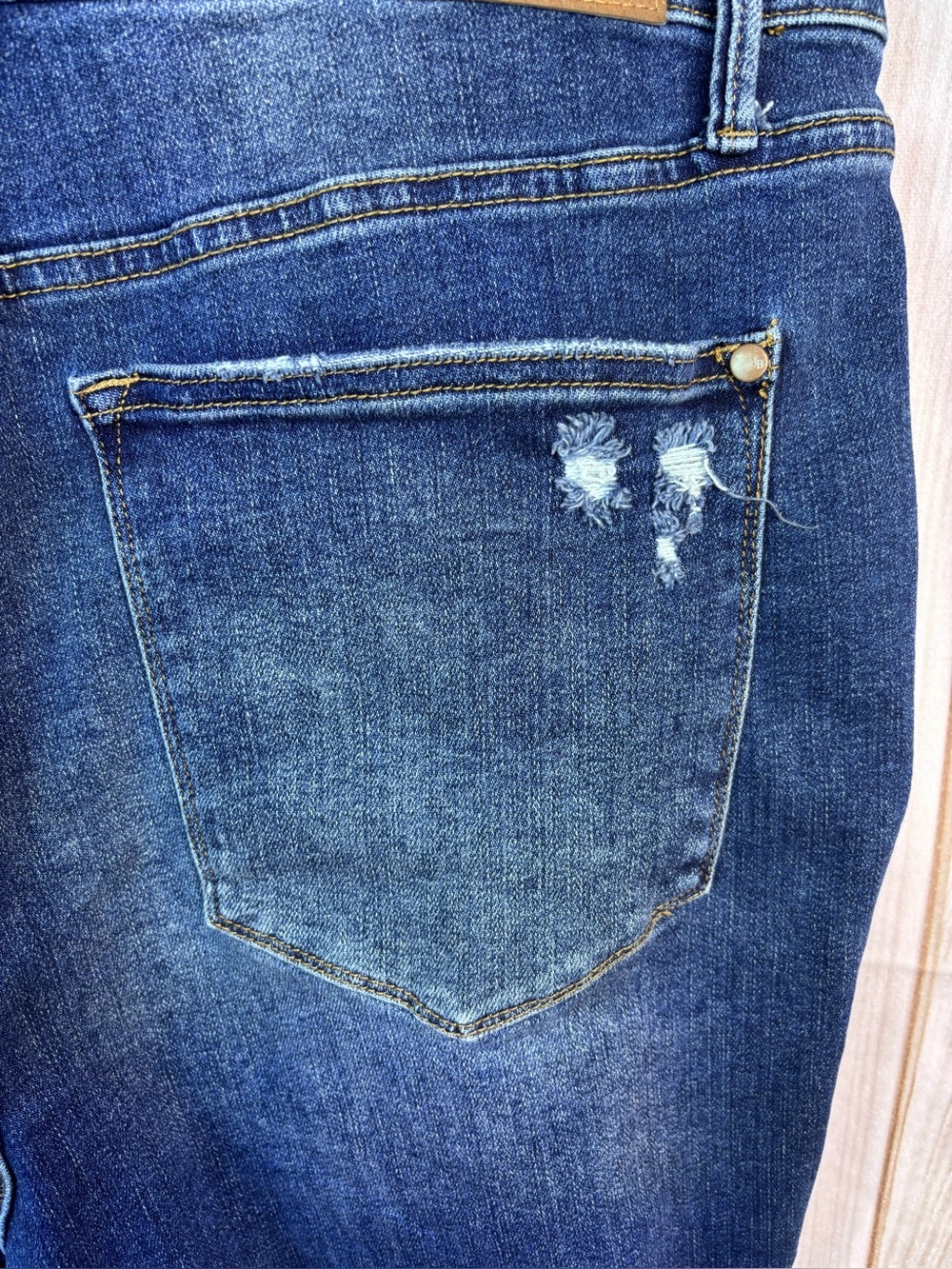 Judy Blue Denim Bermuda Shorts Hi-Rise Tummy Control Distressed Blue Size 3XL - Picture 3 of 13